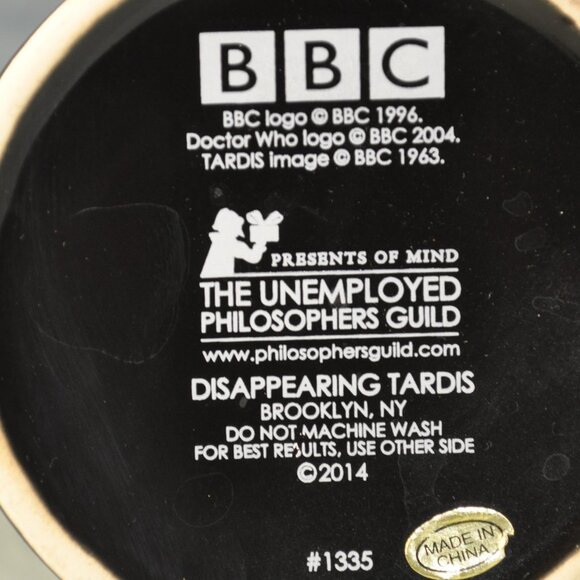14 oz 2014 disappearing Tardis Dr. Who mug (w957) - Picture 8 of 8